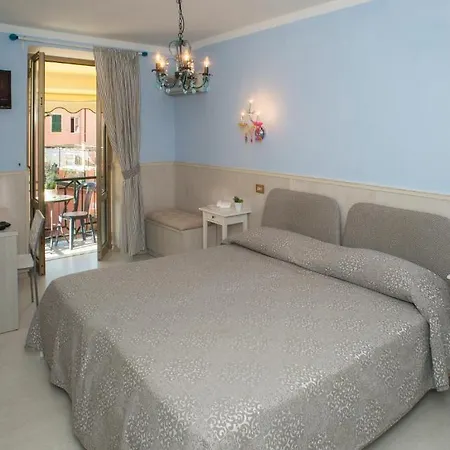 Hotel Stella Della Marina 3*