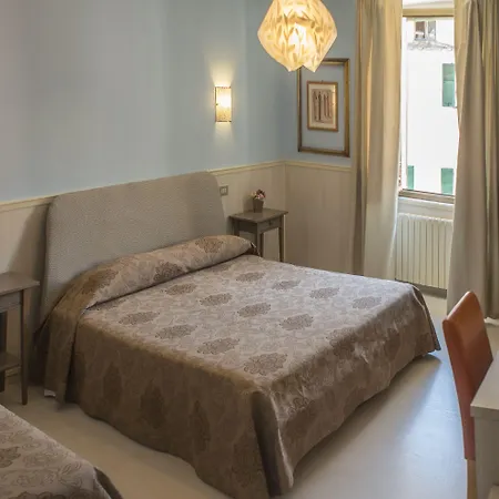 Stella Della Marina モンテロッソ・アル・マーレ